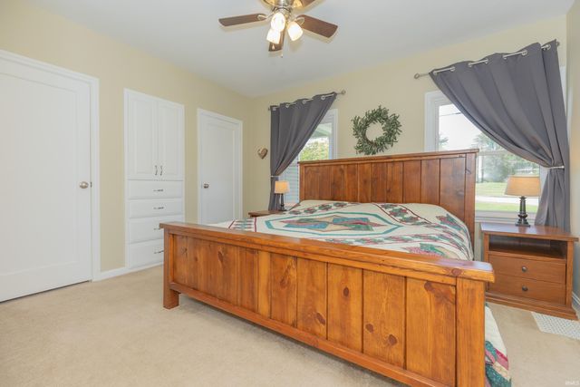 10100 State Road 662 Road, Newburgh, IN 47630
