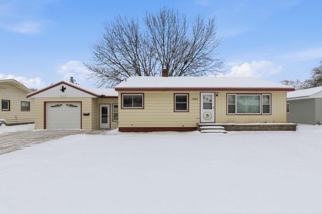 1024 32nd Avenue N, Saint Cloud, MN 56303