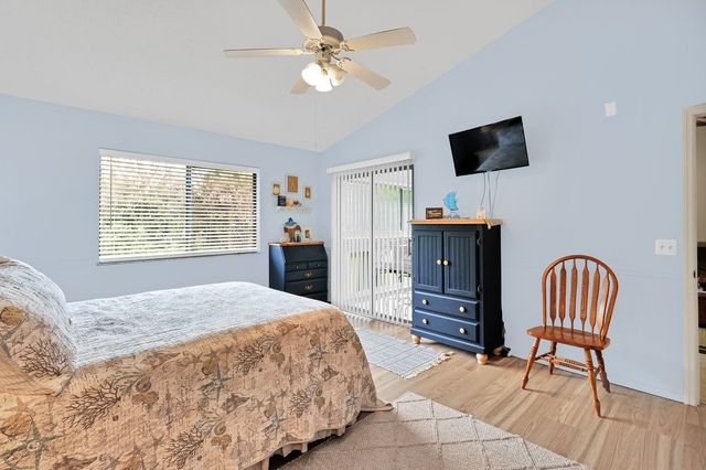 9637 Riverside Drive 3, Sebastian, FL 32958