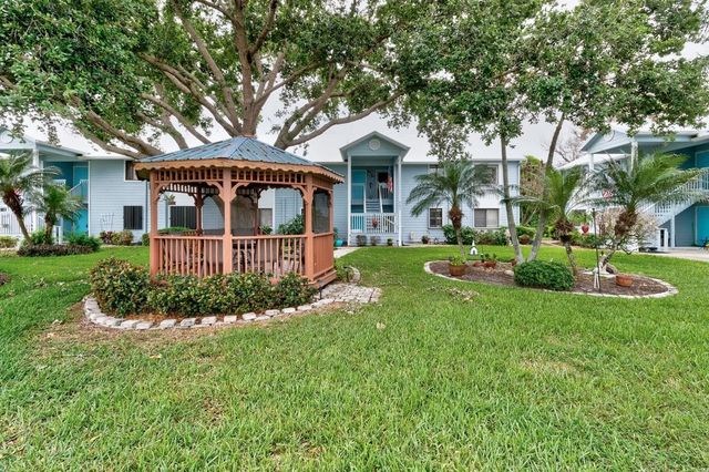 9637 Riverside Drive 3, Sebastian, FL 32958