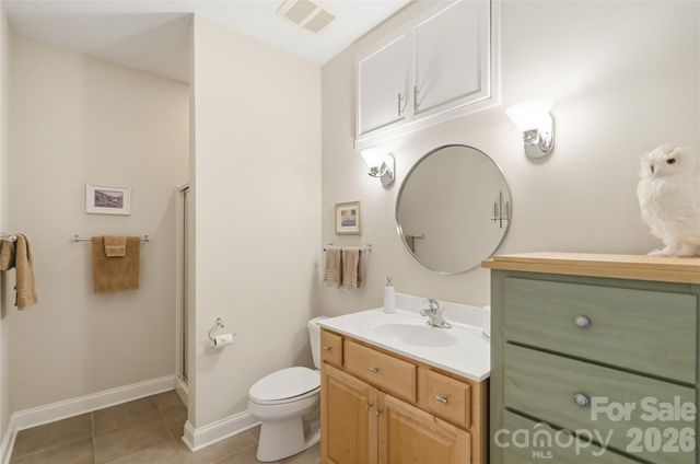 1075 Lakefront Woods Drive, Belmont, NC 28012