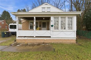 281 Greenlee Rd, Brentwood, PA 15227