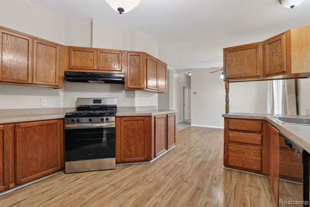 4050 Thompson Road, Linden, MI 48451