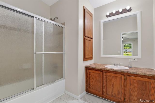 4050 Thompson Road, Linden, MI 48451