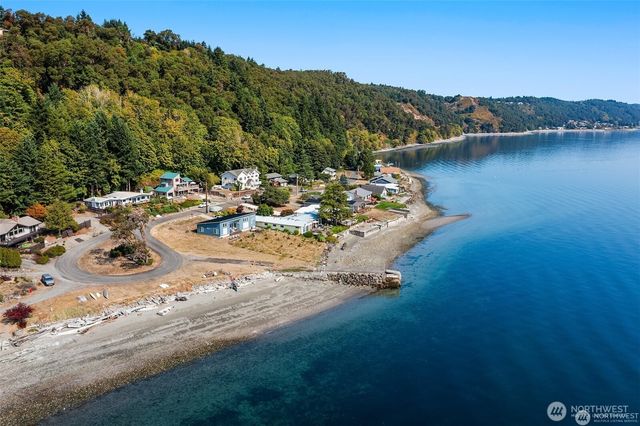 27523 SW Sandy Shores Drive, Vashon, WA 98070
