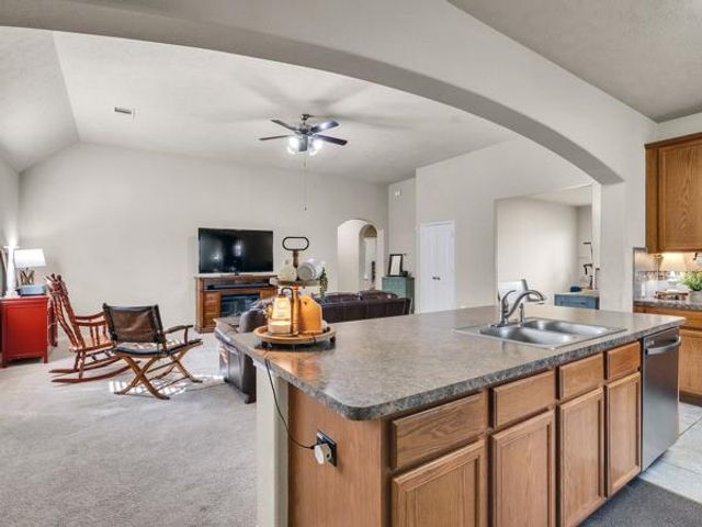 13622 Kodiak Brown Bear Street, Crosby, TX 77532