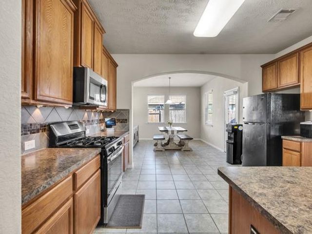 13622 Kodiak Brown Bear Street, Crosby, TX 77532