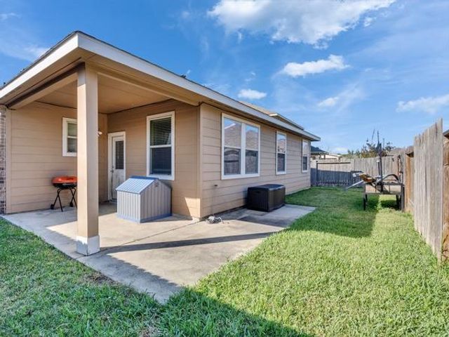 13622 Kodiak Brown Bear Street, Crosby, TX 77532