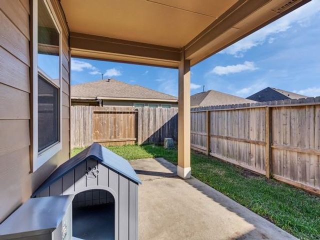 13622 Kodiak Brown Bear Street, Crosby, TX 77532