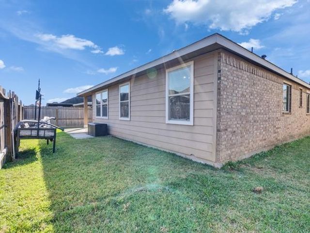 13622 Kodiak Brown Bear Street, Crosby, TX 77532