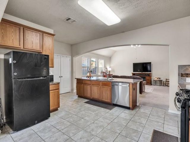 13622 Kodiak Brown Bear Street, Crosby, TX 77532