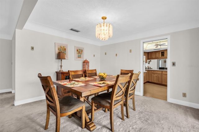 2041 CAROLINA AVENUE NE, St Petersburg, FL 33703