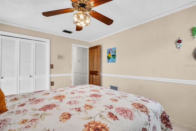 2041 CAROLINA AVENUE NE, St Petersburg, FL 33703