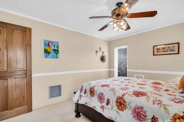 2041 CAROLINA AVENUE NE, St Petersburg, FL 33703