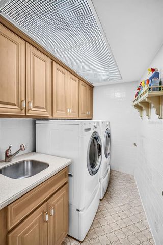 2041 CAROLINA AVENUE NE, St Petersburg, FL 33703