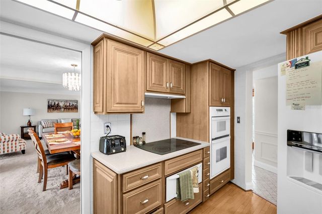 2041 CAROLINA AVENUE NE, St Petersburg, FL 33703