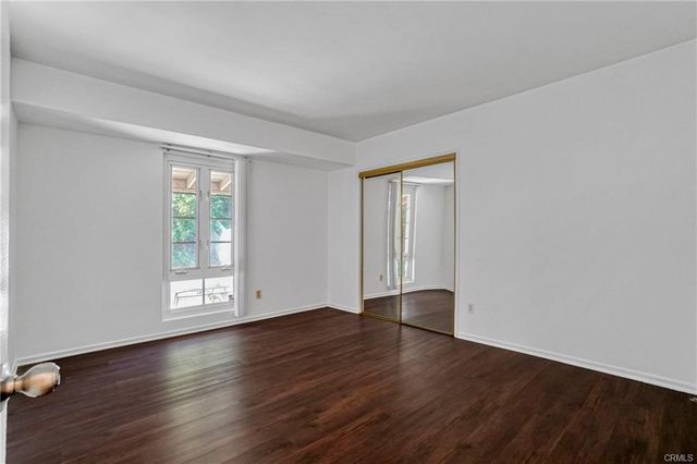 16922 Oak View Drive, Encino, CA 91436