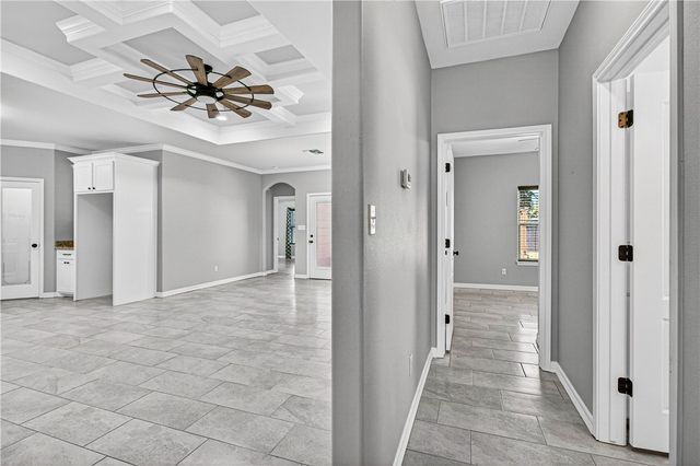 844 S Whitney St, Aransas Pass, TX 78336