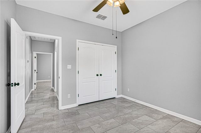 844 S Whitney St, Aransas Pass, TX 78336