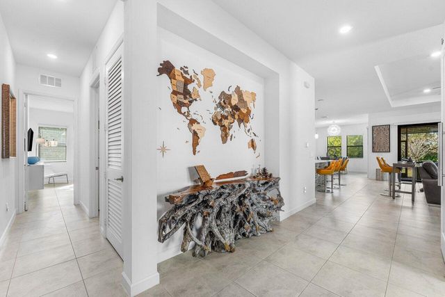 1119 Arrowhead Point Road, Loxahatchee, FL 33470