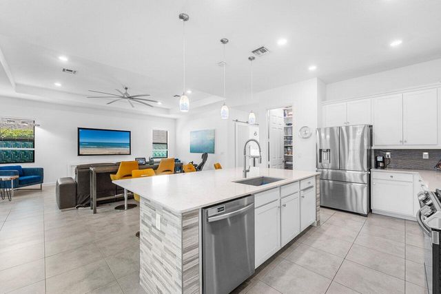 1119 Arrowhead Point Road, Loxahatchee, FL 33470