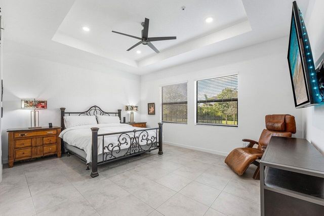 1119 Arrowhead Point Road, Loxahatchee, FL 33470