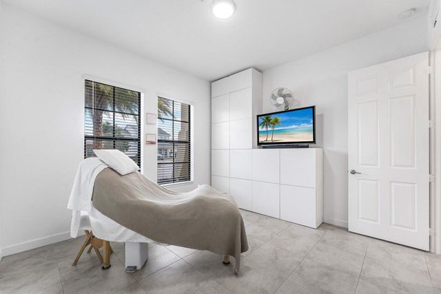 1119 Arrowhead Point Road, Loxahatchee, FL 33470