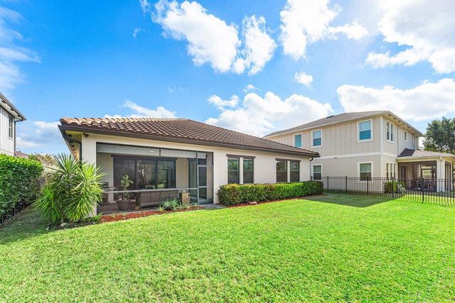 1119 Arrowhead Point Road, Loxahatchee, FL 33470