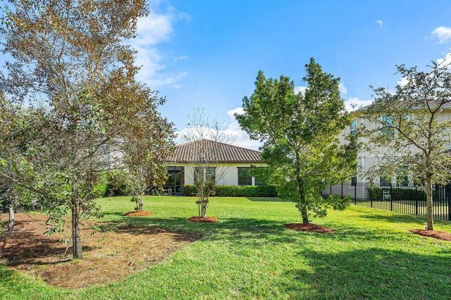 1119 Arrowhead Point Road, Loxahatchee, FL 33470