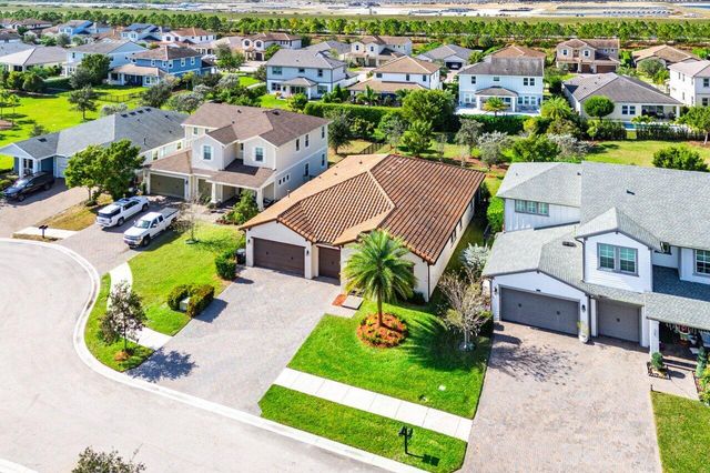 1119 Arrowhead Point Road, Loxahatchee, FL 33470