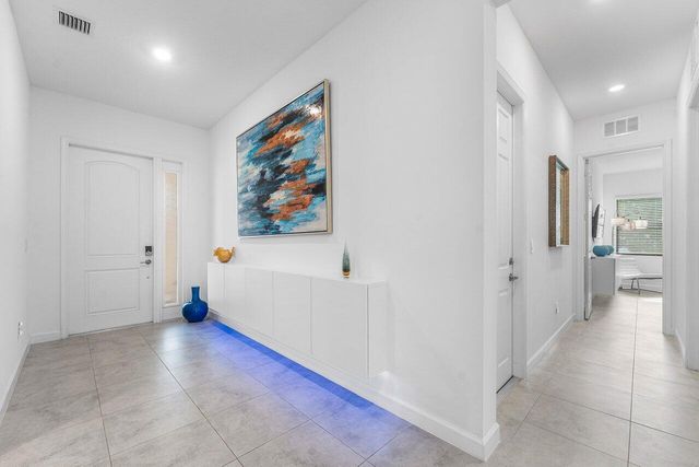 1119 Arrowhead Point Road, Loxahatchee, FL 33470