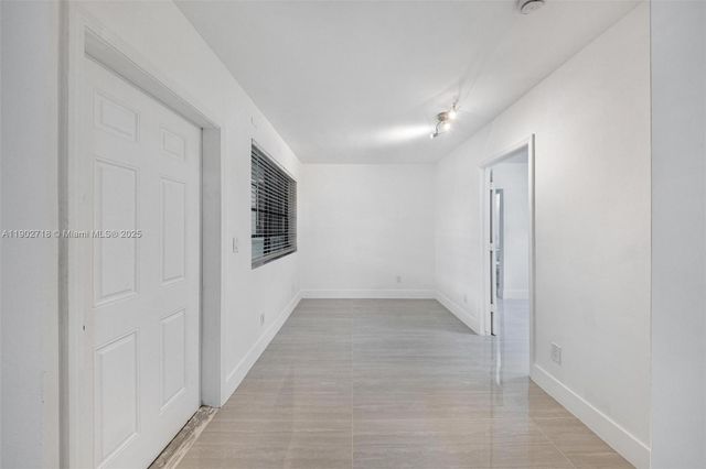 1050 NE 129th St 2, North Miami, FL 33161