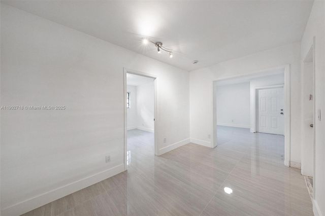 1050 NE 129th St 2, North Miami, FL 33161