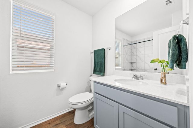 124 Perfect World LOOP, Jarrell, TX 76537