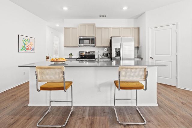 124 Perfect World LOOP, Jarrell, TX 76537