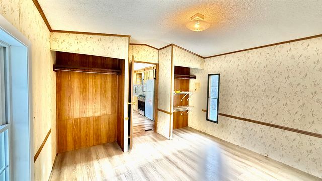 79 Katy Win West, Johnson, VT 05656