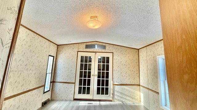 79 Katy Win West, Johnson, VT 05656