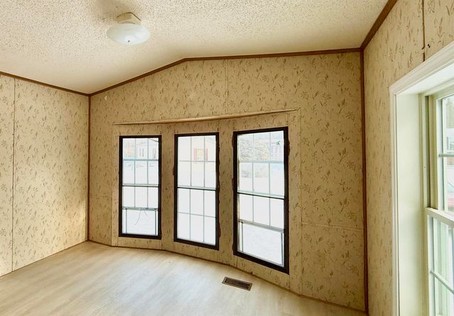 79 Katy Win West, Johnson, VT 05656