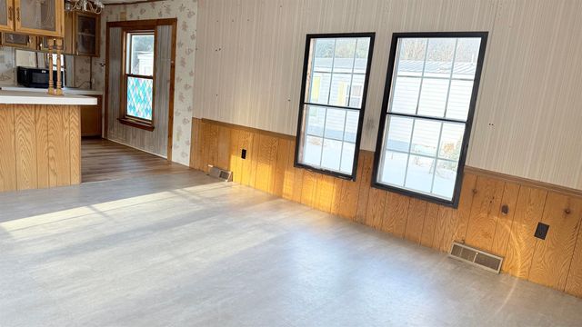 79 Katy Win West, Johnson, VT 05656