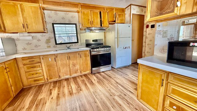 79 Katy Win West, Johnson, VT 05656