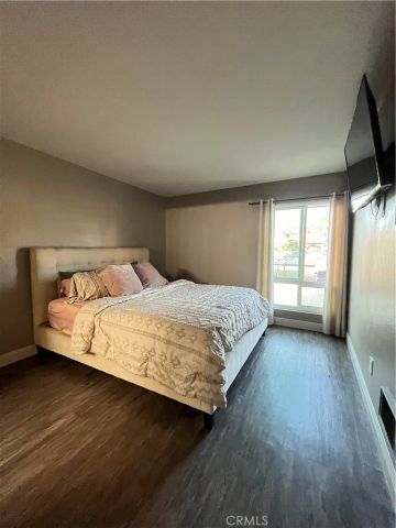 1051 Rock Springs Road 241, Escondido, CA 92026