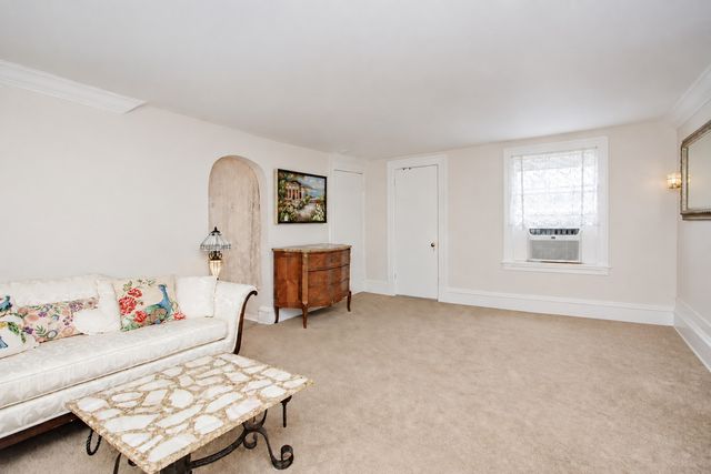 6867 N OTTAWA Avenue 3, Chicago, IL 60631