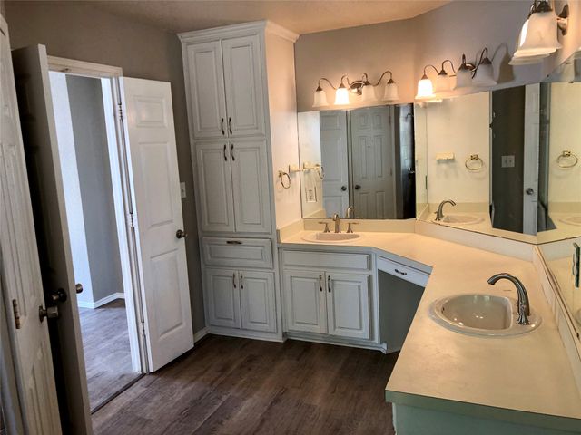 455 Strata Drive, Denton, TX 76201