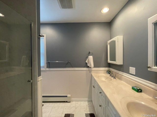 20 Dewey Street 1, Huntington, NY 11743