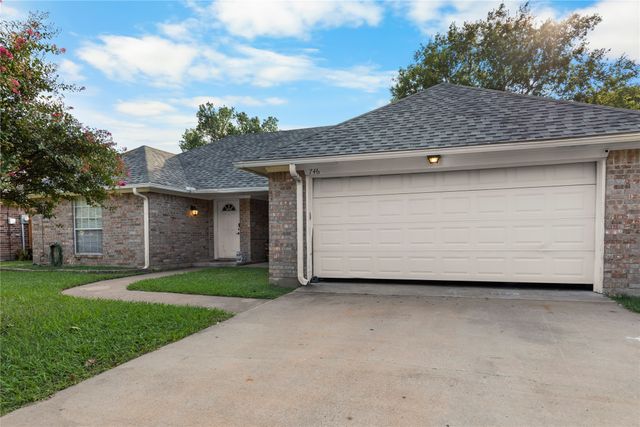 746 S Valentine Drive, Sherman, TX 75090