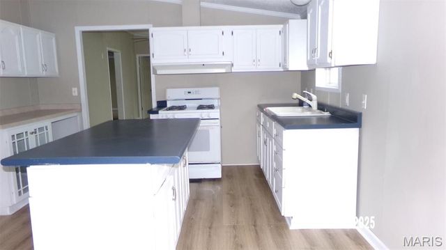 610 E Green Street, Mascoutah, IL 62258