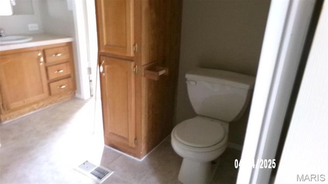 610 E Green Street, Mascoutah, IL 62258
