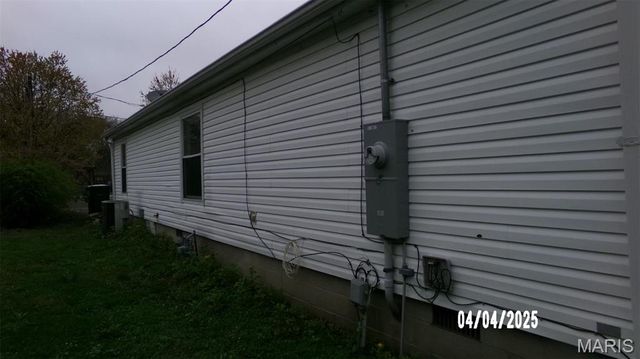 610 E Green Street, Mascoutah, IL 62258
