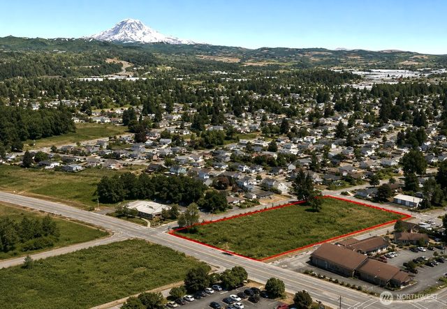 305 Tacoma Boulevard, Pacific, WA 98047