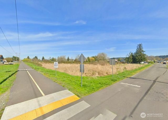 305 Tacoma Boulevard, Pacific, WA 98047